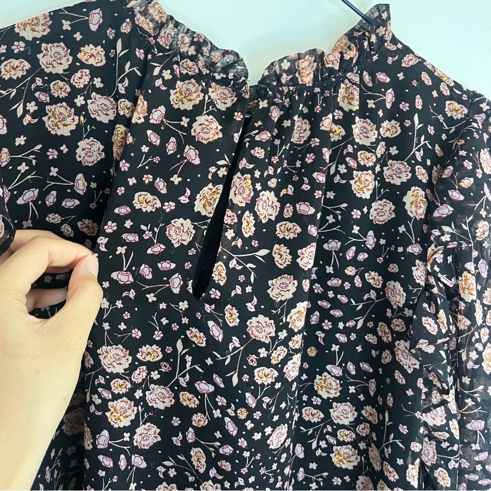 Rachel Zoe Black Metallic Floral Boho Puff Sleeve High Neck Relaxed  Blouse - Picture 8 of 11
